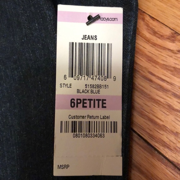 NWT Style & Co. Petite Boot Cut Jeans 6P - Picture 8 of 8